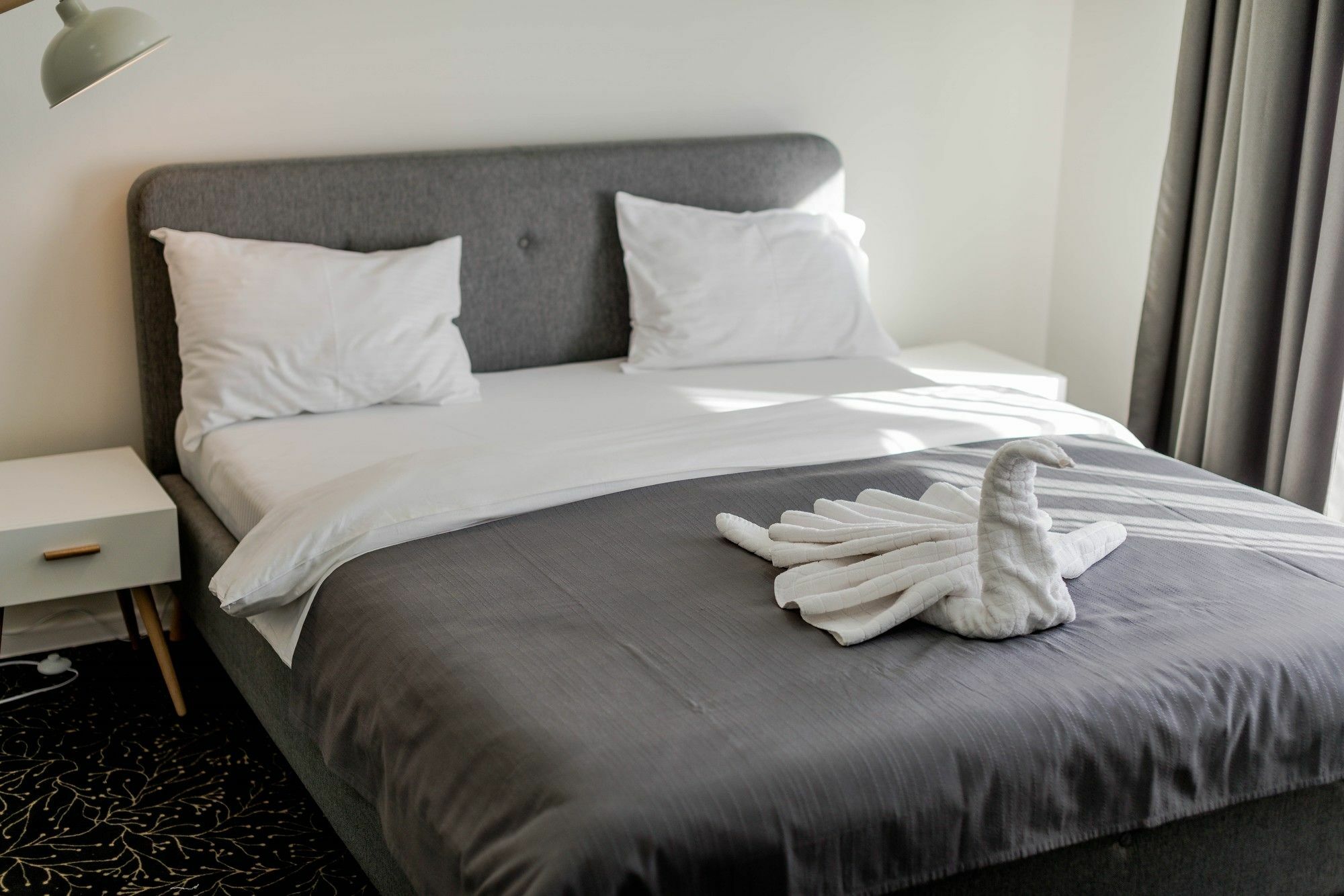 Omega House Hotel Bucarest Esterno foto